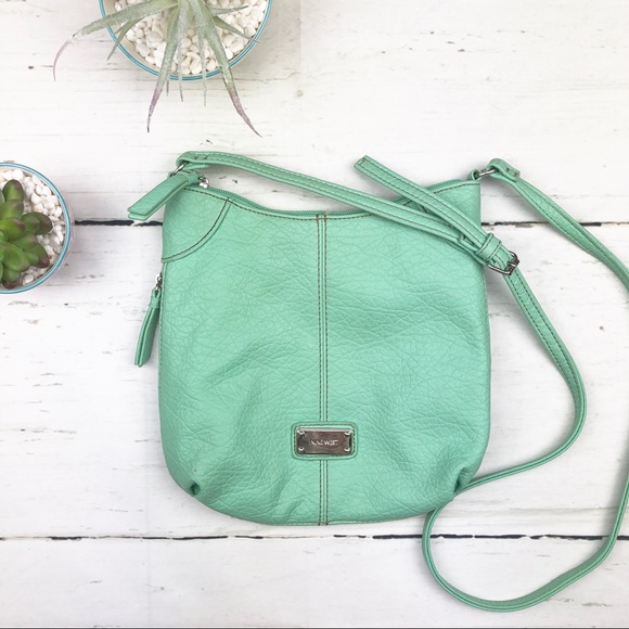 Nine West Handbags - Nine West Mint Crossbody